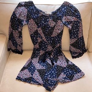 Romper, Shorts, Floral, Off or On Shoulder,Long Sleeves, Size Small, Like New